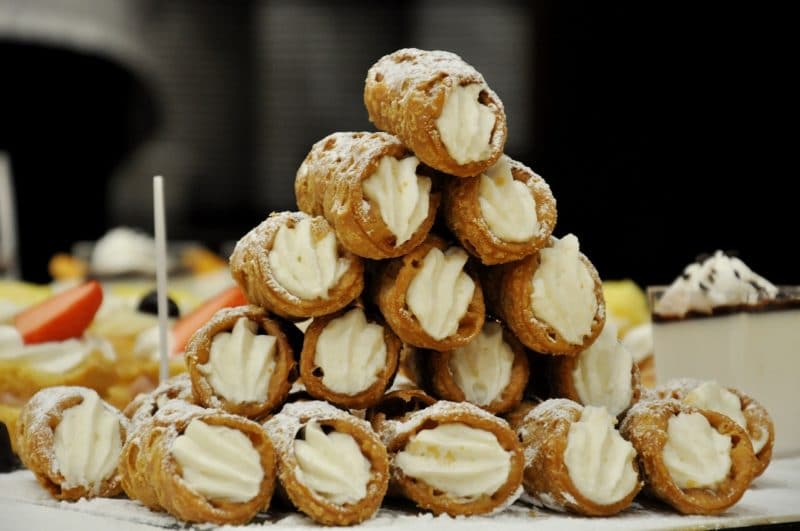 sicilian-cannoli-3686050_1280